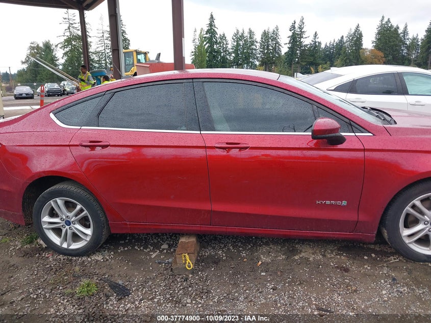 VIN 3FA6P0LU9JR221673 2018 FORD FUSION HYBRID SE