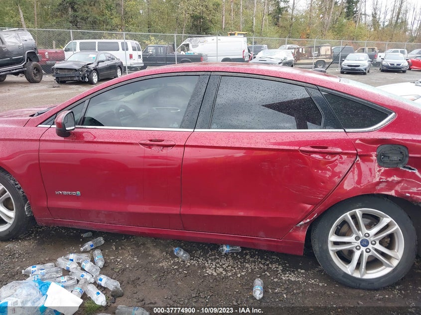 VIN 3FA6P0LU9JR221673 2018 FORD FUSION HYBRID SE