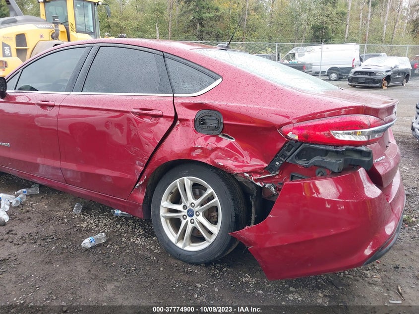 VIN 3FA6P0LU9JR221673 2018 FORD FUSION HYBRID SE