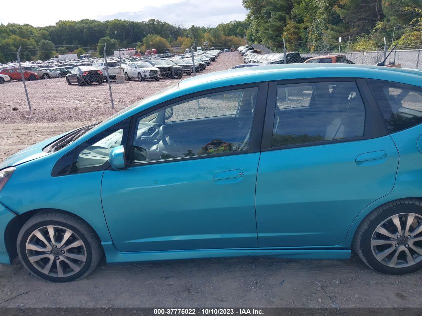 2013 HONDA FIT SPORT - JHMGE8H50DC022422