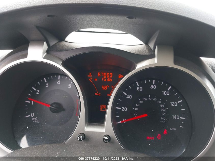 2015 NISSAN JUKE S - JN8AF5MV9FT563131
