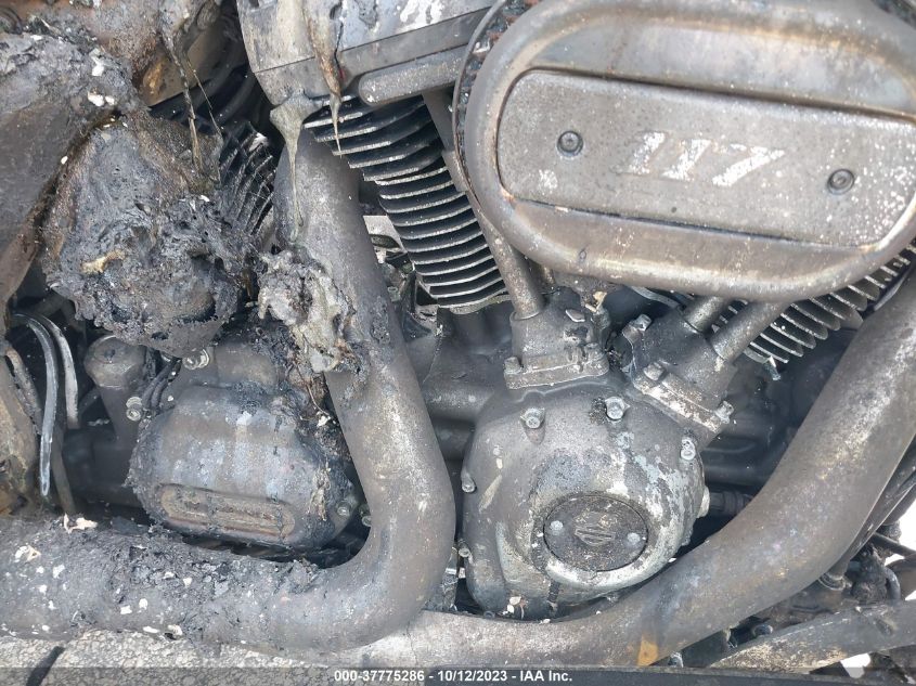 2020 HARLEY-DAVIDSON FLHTCUTGSE 1HD1TBH19LB956721