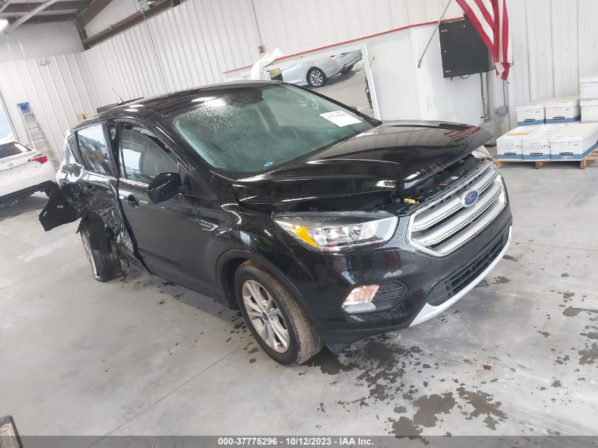 2017 FORD ESCAPE SE - 1FMCU0GD0HUE63721