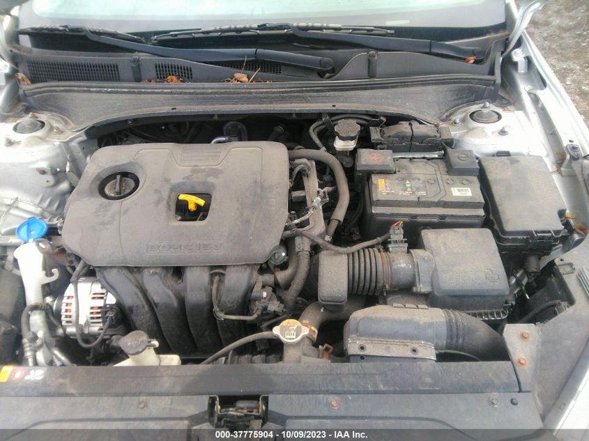 3KPF24AD1KE049375 Kia Forte LXS 10