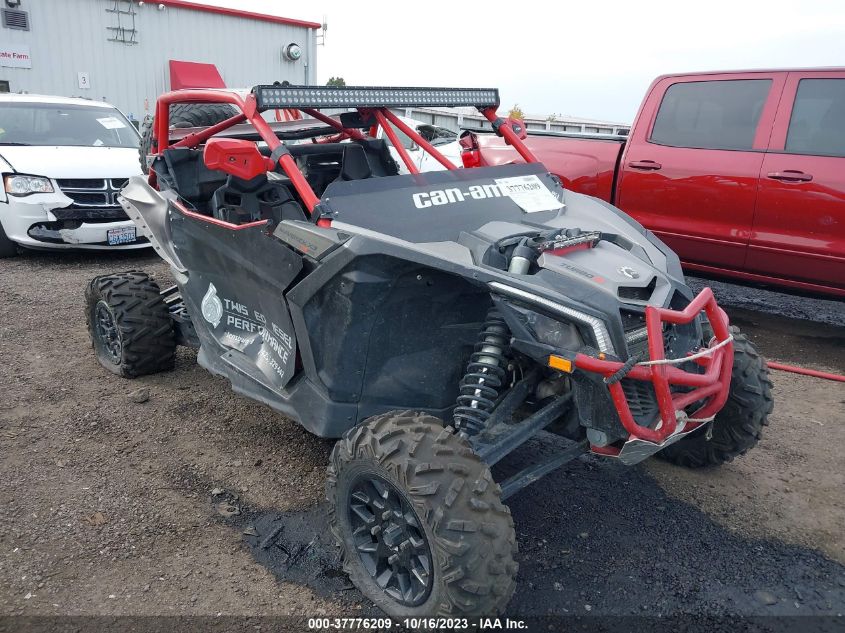 2018 CAN-AM MAVERICK X3 X RS TURBO R - 3JBVXAW41JK001513