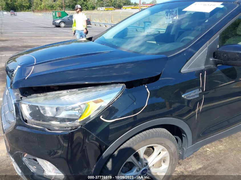 2017 FORD ESCAPE SE - 1FMCU9G98HUE30725