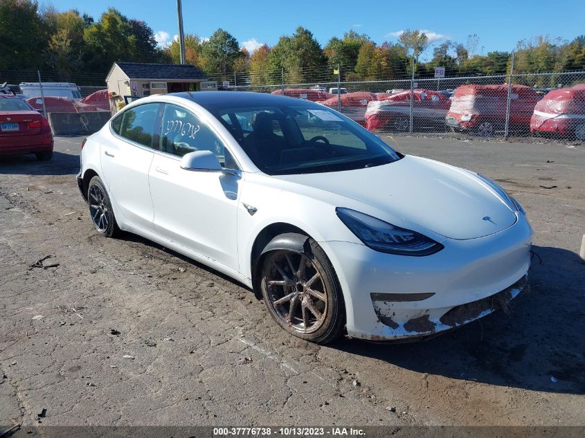 5YJ3E1EA4KF326457 TESLA MODEL 3 RANGE 2019