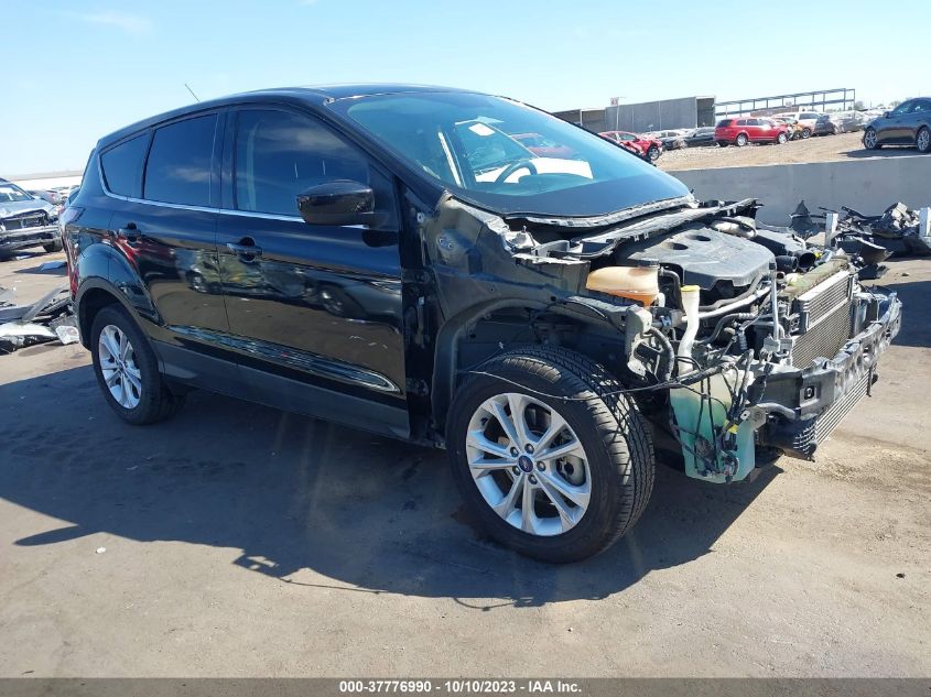 2017 FORD ESCAPE SE - 1FMCU0G93HUC12493