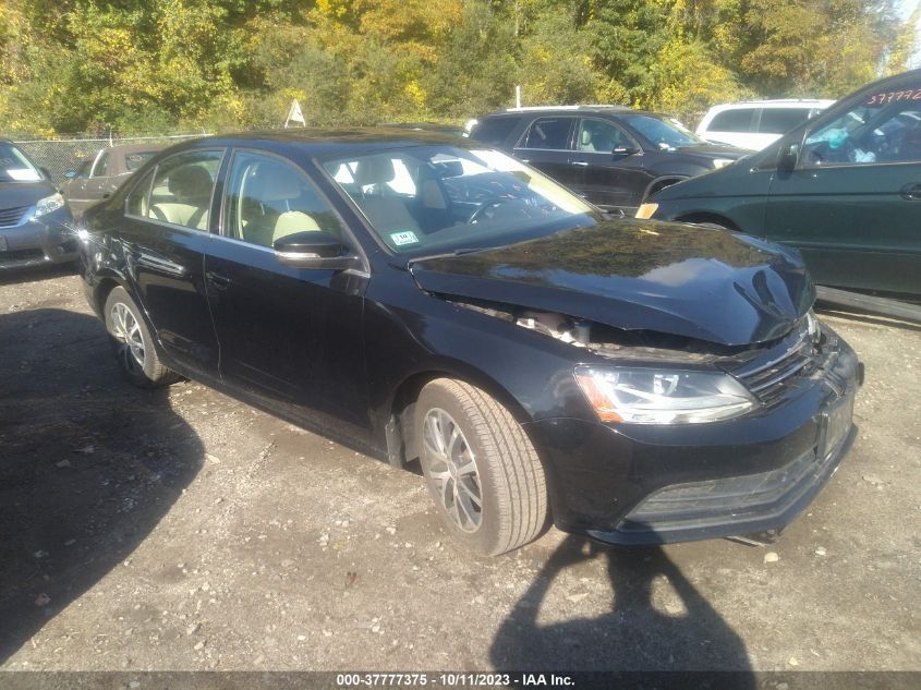 2017 VOLKSWAGEN JETTA 1.4T SE - 3VWDB7AJ6HM299009