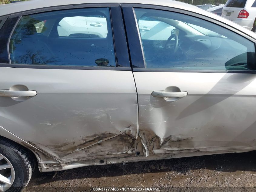 2016 FORD FOCUS SE - 1FADP3F26GL266497