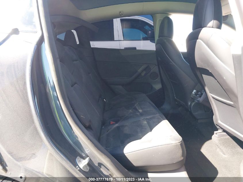2022 TESLA MODEL Y U   U(VIN: 7SAYGDEF5NF490465