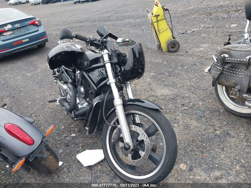 2008 HARLEY-DAVIDSON VRSCD - 1HD1HDH158K802091