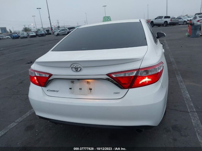 2015 TOYOTA CAMRY SE - 4T1BF1FK7FU034424