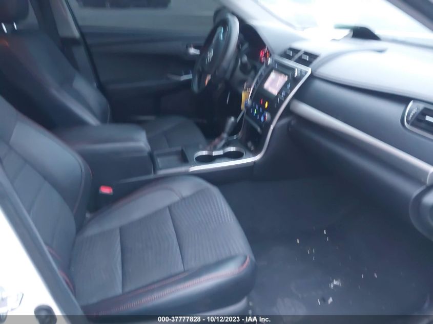 2015 TOYOTA CAMRY SE - 4T1BF1FK7FU034424