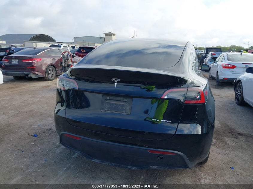 VIN 5YJYGAEE2MF259072 2021 TESLA MODEL Y LONG RANGE