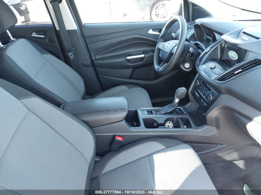 VIN 1FMCU0GD4HUB49280 2017 FORD ESCAPE SE