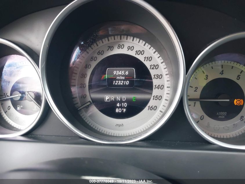 2013 MERCEDES-BENZ C 250 SPORT/LUXURY WDDGF4HB5DA756391