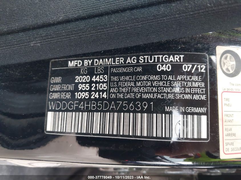2013 MERCEDES-BENZ C 250 SPORT/LUXURY WDDGF4HB5DA756391