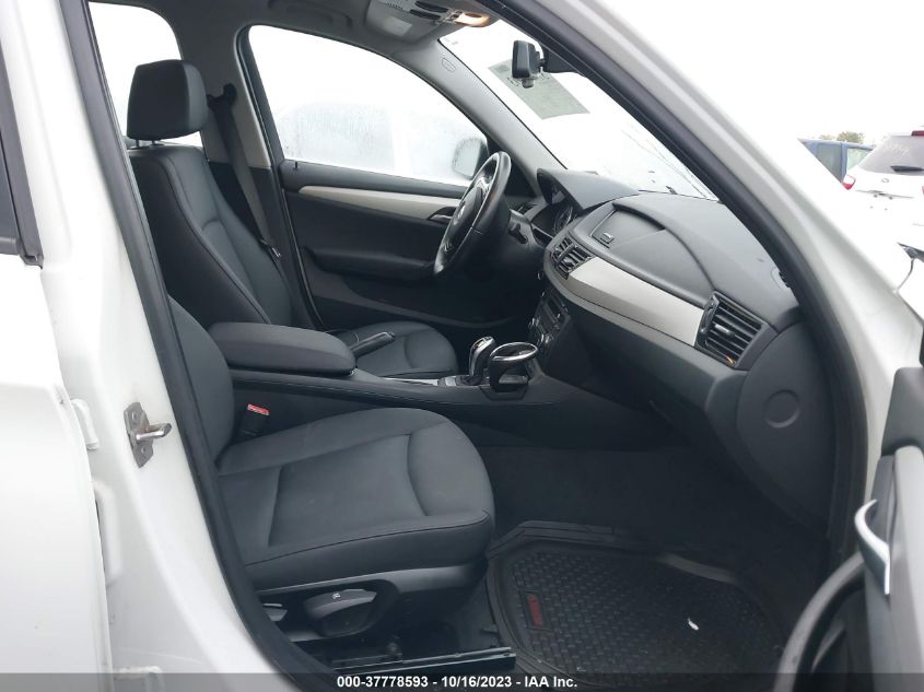 2015 BMW X1 SDRIVE28I - WBAVM1C56FVW56882