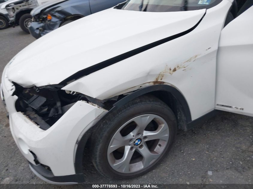 2015 BMW X1 SDRIVE28I - WBAVM1C56FVW56882