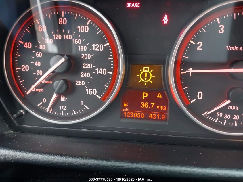2015 BMW X1 SDRIVE28I - WBAVM1C56FVW56882