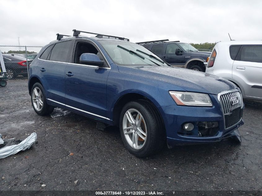 AUDI-Q5-WA1CMAFP3EA046364