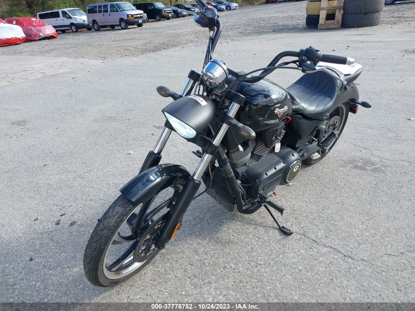 2013 VICTORY MOTORCYCLES VEGAS 8-BALL - 5VPGA36NXD3023310