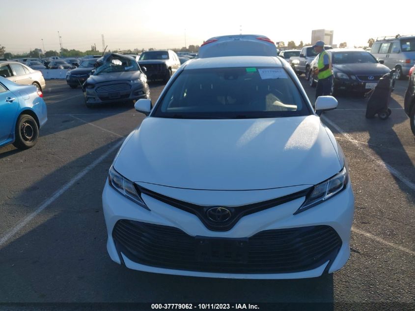 2018 TOYOTA CAMRY LE/SE/XLE/L - JTNB11HK7J3067000