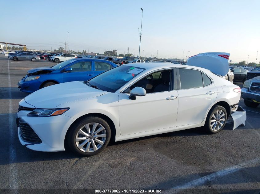 2018 TOYOTA CAMRY LE/SE/XLE/L - JTNB11HK7J3067000