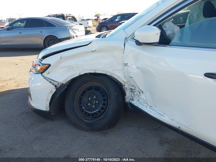 VIN 5N1AT2MT6KC765772 2019 NISSAN ROGUE S