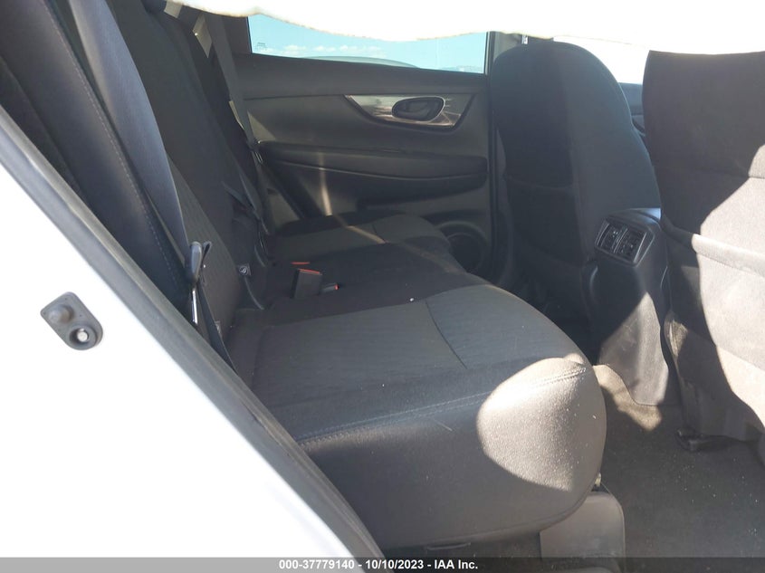 VIN 5N1AT2MT6KC765772 2019 NISSAN ROGUE S
