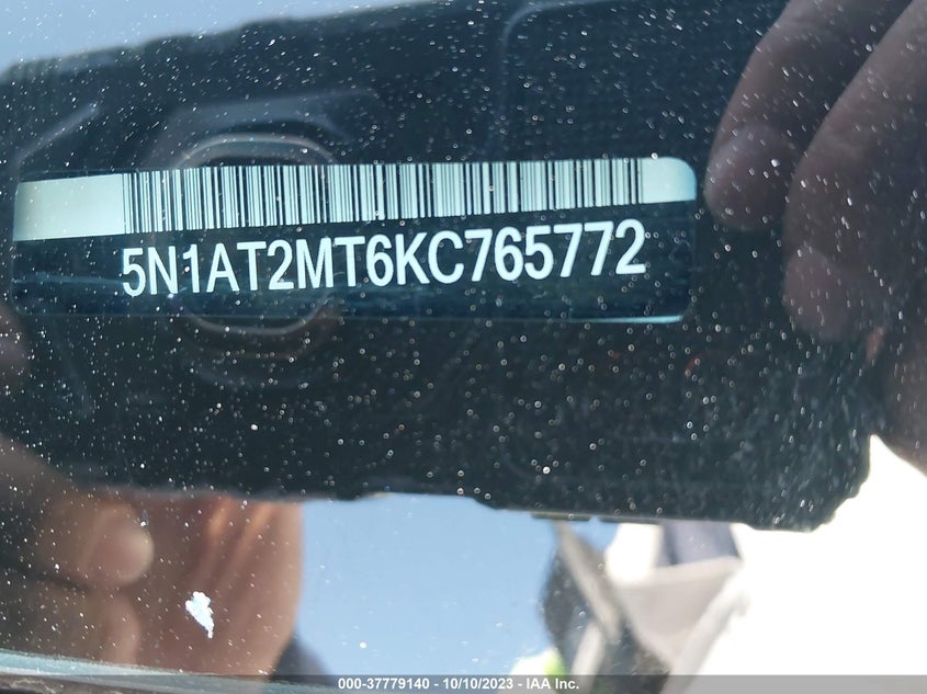 VIN 5N1AT2MT6KC765772 2019 NISSAN ROGUE S