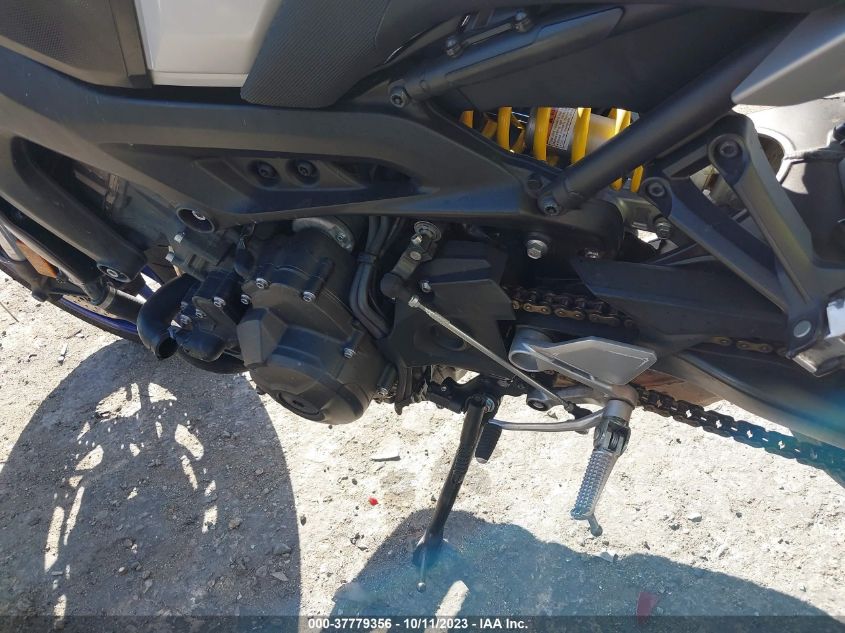 2015 YAMAHA FZ09 C JYARN33Y0FA001868