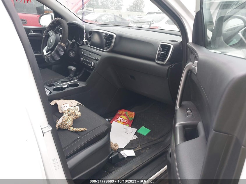 VIN KNDPMCAC4L7780562 2020 KIA SPORTAGE LX