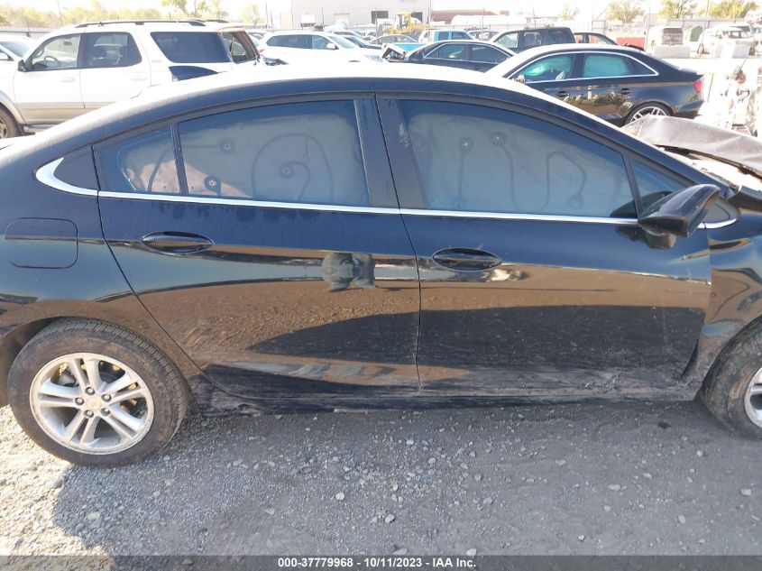 2018 CHEVROLET CRUZE LT - 1G1BE5SM0J7130000