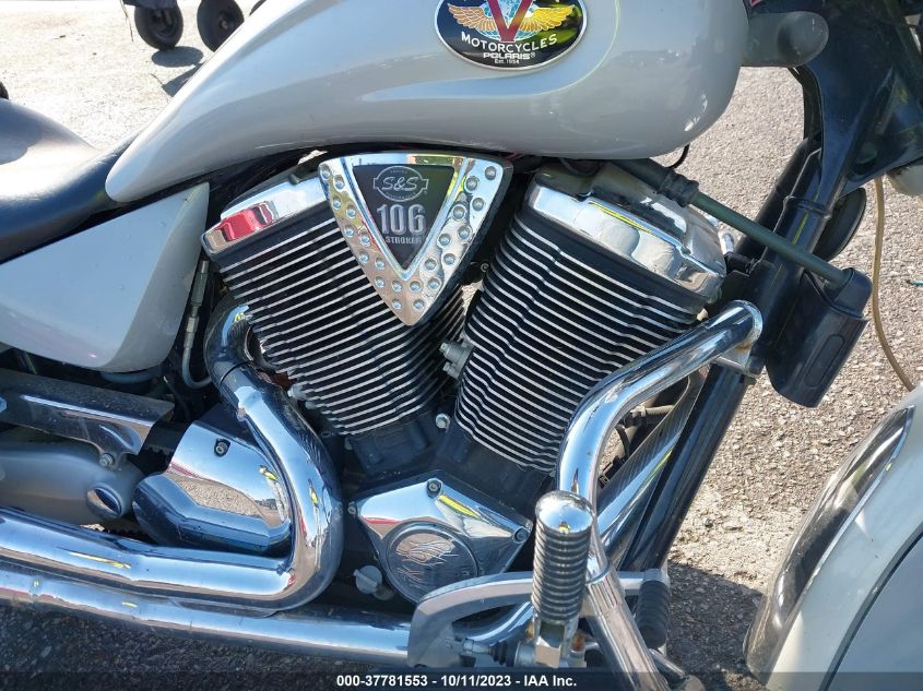 2005 VICTORY MOTORCYCLES KINGPIN 5VPCB16D453009069