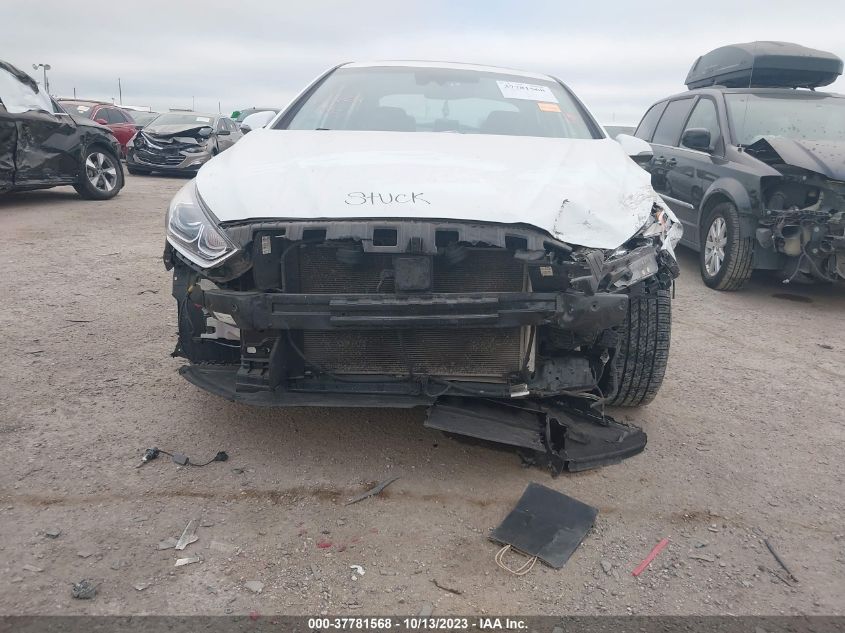 2018 HYUNDAI SONATA LIMITED - 5NPE34AF3JH670833