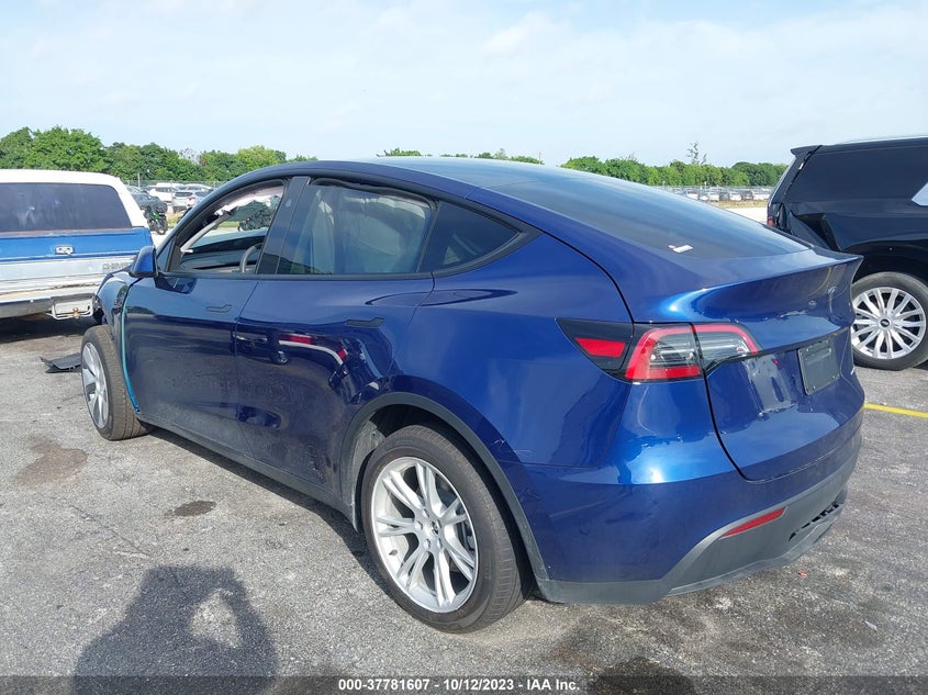 VIN 7SAYGDEE4PA142289 2023 TESLA MODEL Y LONG RANGE