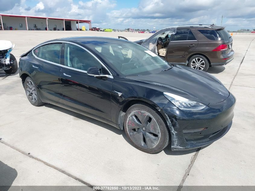 5YJ3E1EA6KF410585 TESLA MODEL 3 RANGE 2019