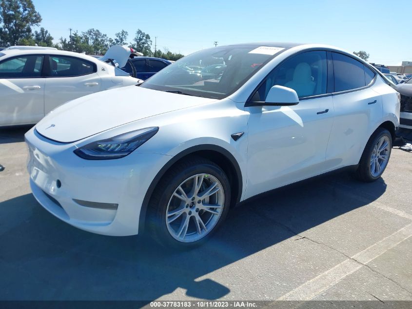 VIN 7SAYGDEE2PA158507 2023 TESLA MODEL Y