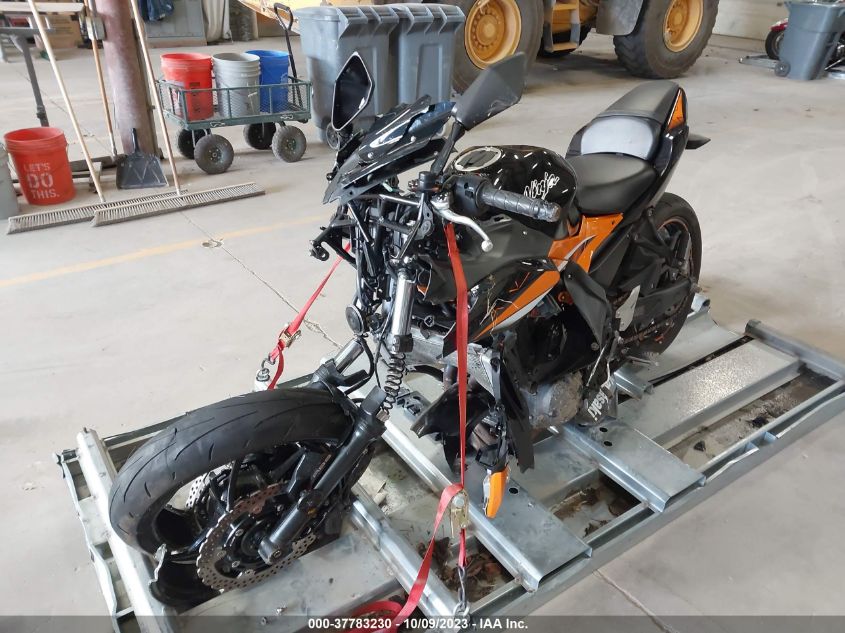 2019 KAWASAKI EX650 F - JKAEXEK17KDA29640