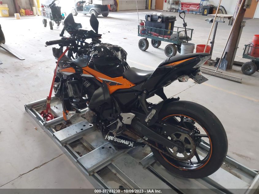 2019 KAWASAKI EX650 F - JKAEXEK17KDA29640