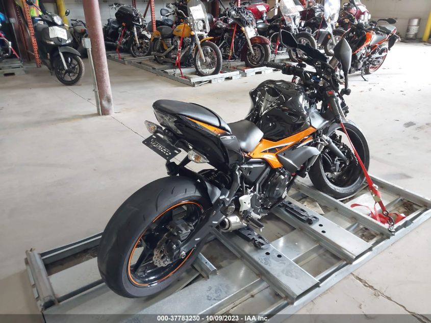 2019 KAWASAKI EX650 F - JKAEXEK17KDA29640