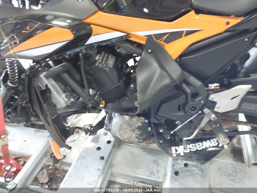 2019 KAWASAKI EX650 F - JKAEXEK17KDA29640