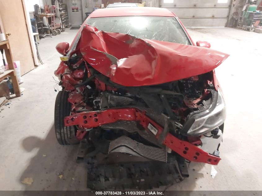 2018 CHEVROLET CRUZE LT - 1G1BE5SM6J7185101