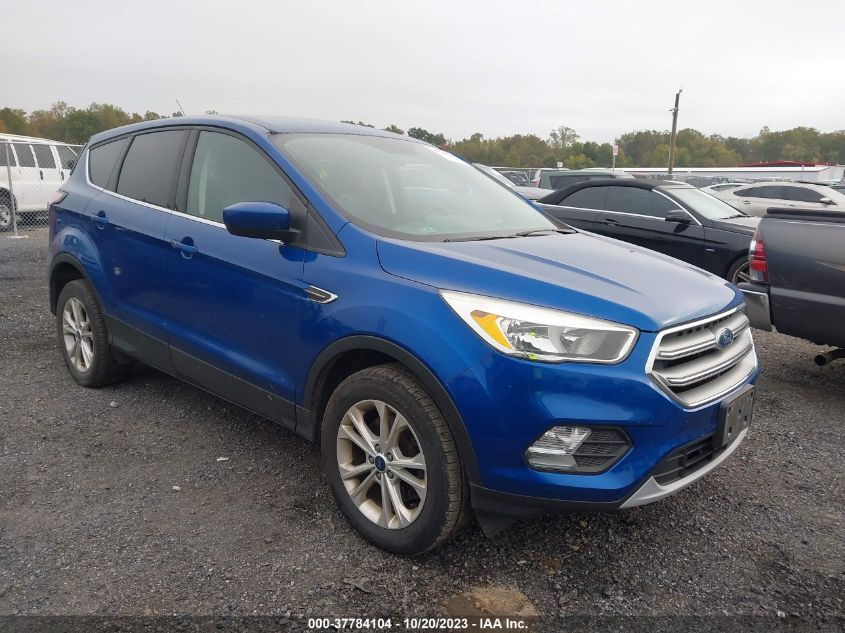 Lot #2539238201 2017 FORD ESCAPE SE salvage car