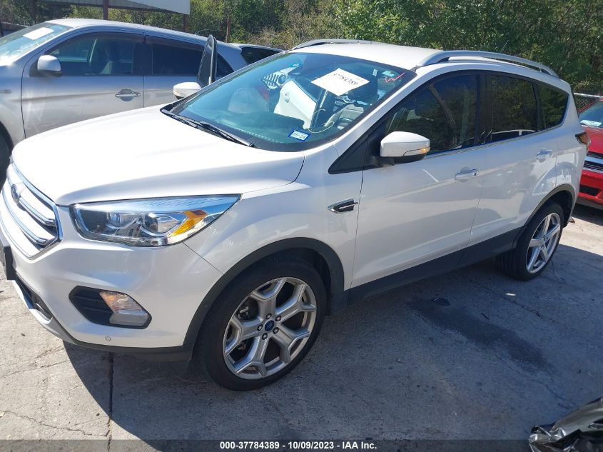 VIN 1FMCU0J92HUE93419 2017 FORD ESCAPE TITANIUM