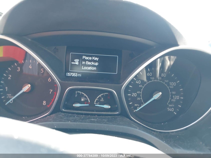 VIN 1FMCU0J92HUE93419 2017 FORD ESCAPE TITANIUM