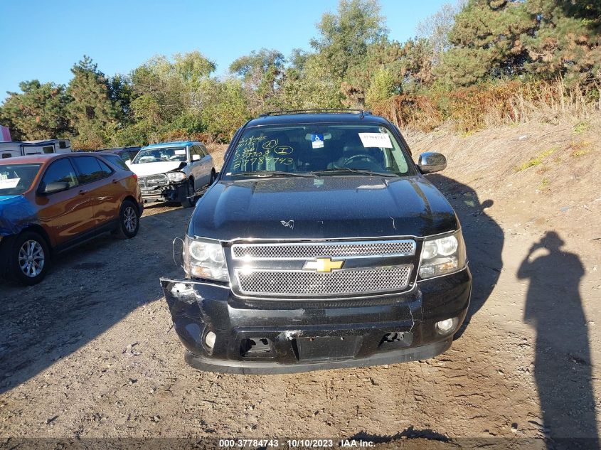 2013 CHEVROLET SUBURBAN 1500 LT 1GNSKJE75DR353308