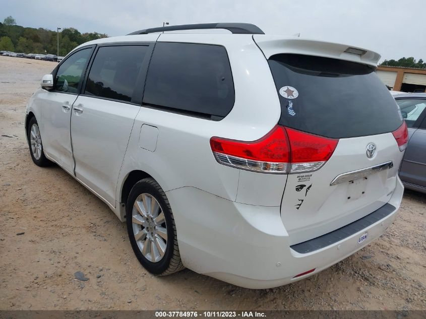 5TDYK3DC1DS388717 2013 TOYOTA SIENNA, photo no. 3